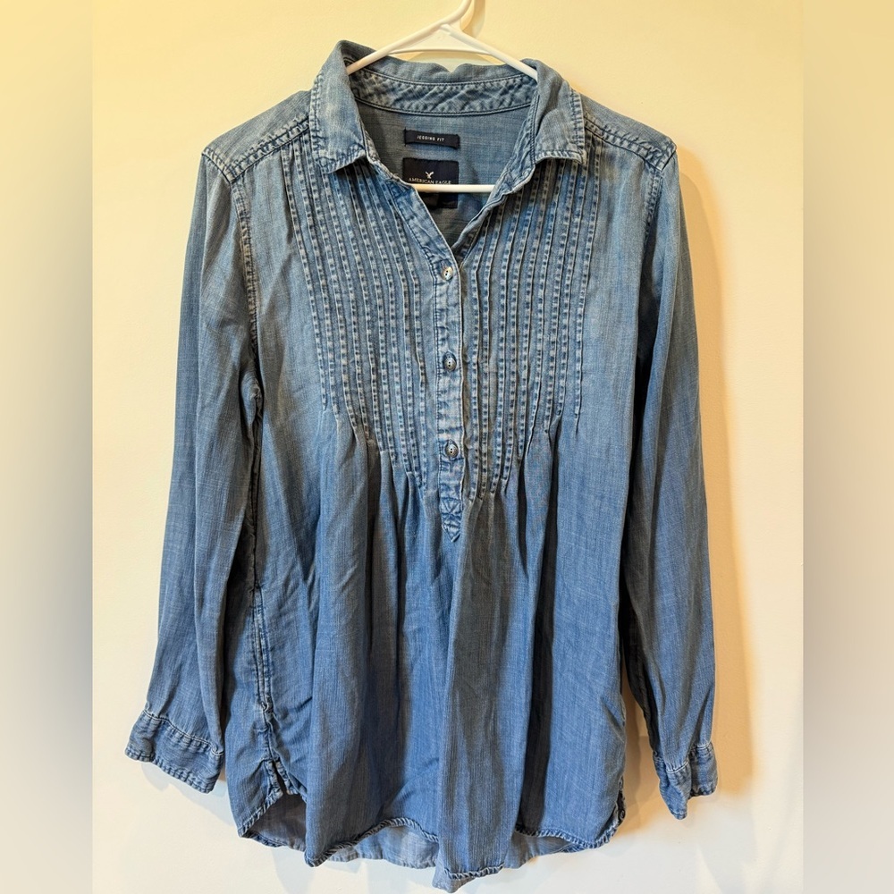 American Eagle Outfitters Blue Button Down Shirt